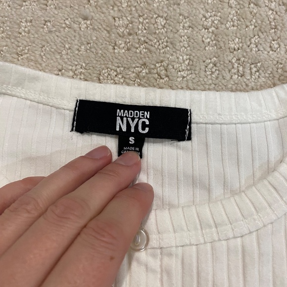 Button shirt - Picture 2 of 3